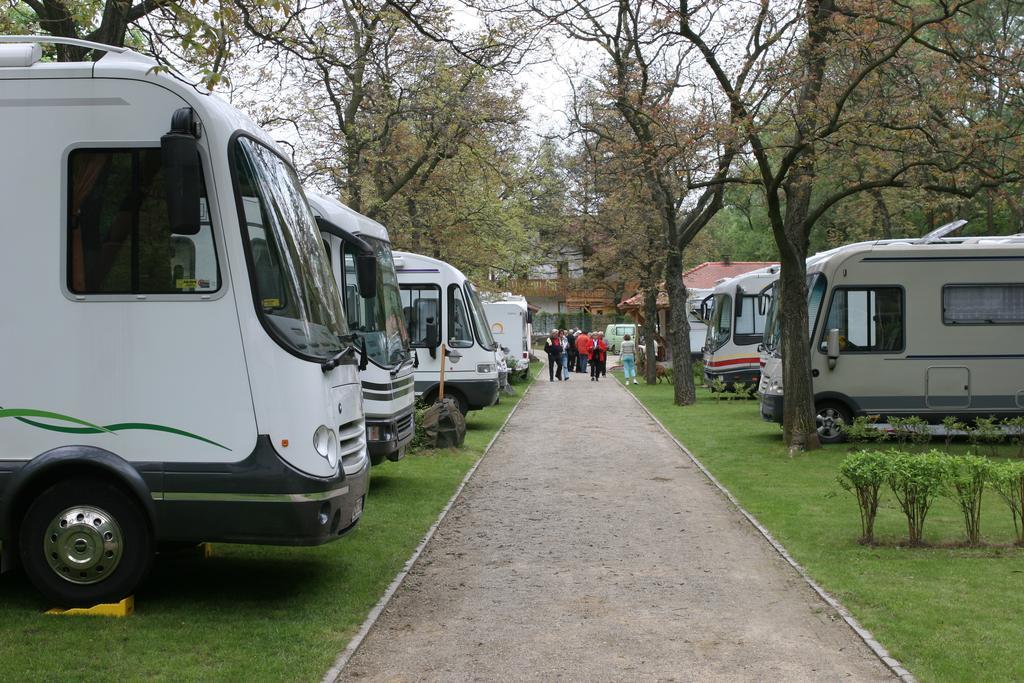 Oeko-Park Panzio, Kemping Es Rendezvenykoezpont Szarvasko Экстерьер фото